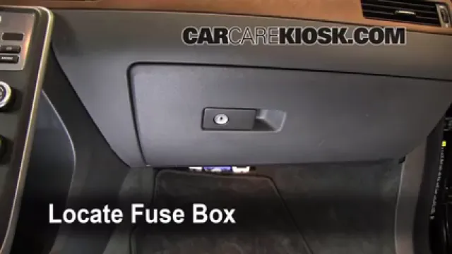 2010 Volvo S80 T6 3.0L 6 Cyl. Turbo Fusible (interior) Cambio